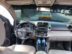 Toyota Rav4 2010 - LIMITED 4x4 V6 / 2010 - !!! GANGA !!!• Motor 6 cilindros. Nítido a Toda Prueba• Camioneta funcionando al 100%• Bolsas de Aire Buenas.• Caja automática. 4x4• Cero Códigos, eléctricos.