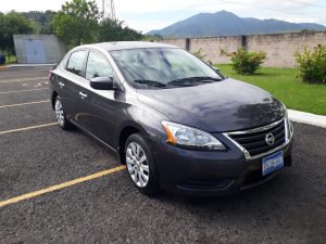 Nissan Sentra 2015 - !!! OFERTA !!!• Motor 4 cilindros. Nítido a Toda Prueba• Sedan de Lujo, funcionando al 100%• Cero Códigos eléctricos.• Controles al Timón, Audio, Cruise• 84,300 Millas Originales