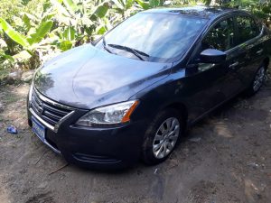 Nissan Sentra 2015 - !!! OFERTA !!!• Motor 4 cilindros. Nítido a Toda Prueba• Sedan de Lujo, funcionando al 100%• Cero Códigos eléctricos.• Controles al Timón, Audio, Cruise• 84,300 Millas Originales