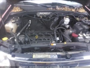 Vendo Ford Escape 2012, (A reparar), Veala Ya!, en Aduana, Automática, Motor 2.5L, 4 cil., rines, Full Extras (vidrios y espejos eléctricos), bolsas buenas, $6500 Inf. al correo ó 79278982