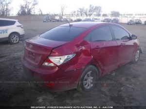 Vendo Hyundai Accent 2015, (A reparar), Reservelo Ya!, estara en Aduana en aproximadamente 27 días, Automático, Full Extras (vidrios y espejos eléctricos), bolsas buenas, $5700 Inf. al correo ó 79278982