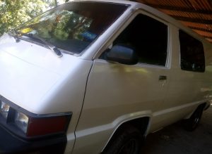 Vendo microbus Toyota Efi 1986 motor 4y a toda prueba. $2800 cel 75395881