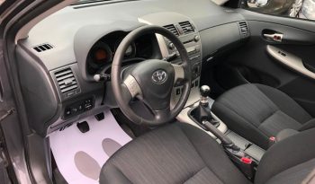 Toyota Corolla 2011 full