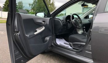 Toyota Corolla 2011 full