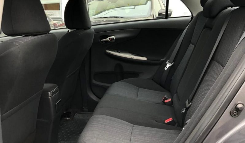 Toyota Corolla 2011 full