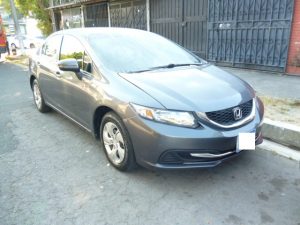 Vendo Honda Civic 2014, Automático, 4 puertas, full extras (vidrios y espejos eléctricos, cierre central), CD player con bluetooth, USB y entrada auxiliar, camara de retroceso, A/C, muy económico, "Recibo Vehiculo a cuenta", $7900 ¡Precio Negociable!, Inf. al correo ó 79278982