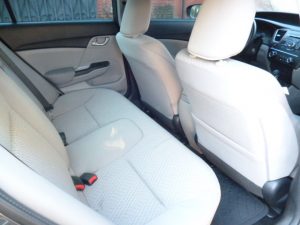 Vendo Honda Civic 2014, Automático, 4 puertas, full extras (vidrios y espejos eléctricos, cierre central), CD player con bluetooth, USB y entrada auxiliar, camara de retroceso, A/C, muy económico, "Recibo Vehiculo a cuenta", $7900 ¡Precio Negociable!, Inf. al correo ó 79278982