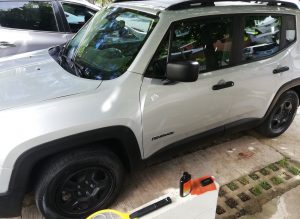 Hermoso Jeep Renegade 2015 Sport Automatica semi convertible bolsas no dañadas ya con placas con a/c como nueva precio negociable