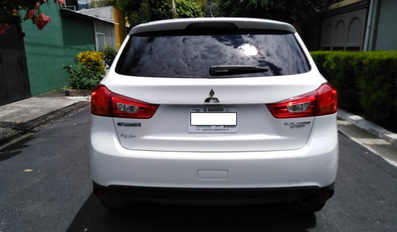 Mitsubishi Outlander 2016 full