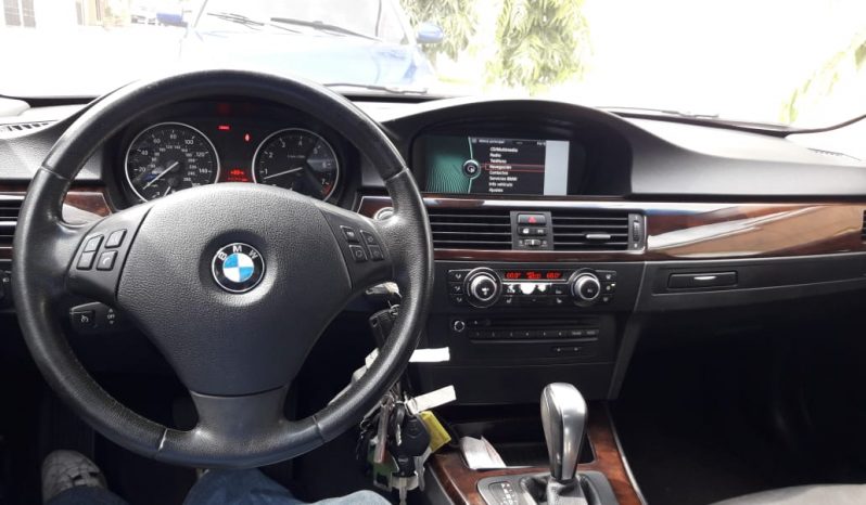 BMW 328i 2011 full