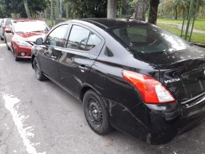 Nissan Versa 2015 US$6,100.00 precio negociable Millas: 73,772 Color: Negro Motor: 1.6L Trasmisión: Mecánica Aire acondicionado: 100% Audio estero: Fábrica Sube vidrio: Manual