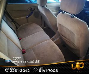 Ford Focus 2002 SE ✅ Transmisión automatica ✅ Motor Zetec 2.0 ✅ 5 puertas ✅ Muy espacioso ✅ Tapicería en buen estado ✅ CD player de fábrica
