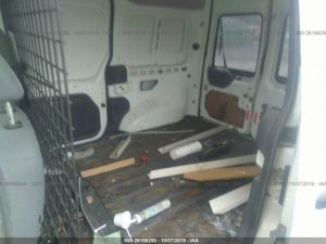 Vendo Ford Transit Connect 2012, (A reparar), Reservelo YA!, estara en Aduana en aproximadamente 28 días, Automático, golpe leve, bolsas buenas, $5500 Inf. al correo ó 79278982