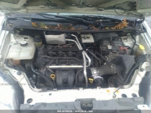 Vendo Ford Transit Connect 2012, (A reparar), Reservelo YA!, estara en Aduana en aproximadamente 28 días, Automático, golpe leve, bolsas buenas, $5500 Inf. al correo ó 79278982