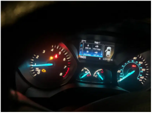 Ford Escape 2014 TITANIUM Ecoboost Turbo! Motor 1.6. Menos de 47,000 km recorridos!! Versión de lujo plus!!