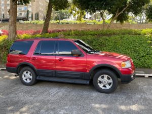 VENDO Ford Expedition 2004 EDICIÓN EDDIE BAUER KMS 141,000 Vendo por motivo de mudanza EXCELENTES CONDICIONES Nunca chocado, con llanta de repuesto nueva Historial de mantenimiento y servicio anual completo