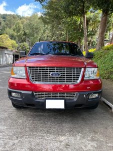 VENDO Ford Expedition 2004 EDICIÓN EDDIE BAUER KMS 141,000 Vendo por motivo de mudanza EXCELENTES CONDICIONES Nunca chocado, con llanta de repuesto nueva Historial de mantenimiento y servicio anual completo