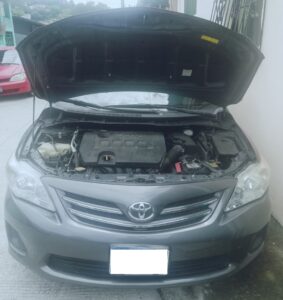 Toyota Corolla 2013  DATOS TÉCNICOS Marca: Toyota Corolla LE Año: 2013 Transmisión: Automática Kilometraje: 42000 Millas Combustible: Gasolina