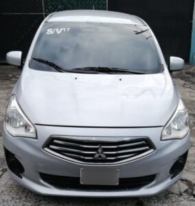 Mitsubishi Mirage 2017 tipo sedan, 4 puertas, full aire acondicionado, 35,000 millas reales, no muy corrido, pantalla táctil, cámara de retroceso, motor 1.2 super económico, 3 cilindros,