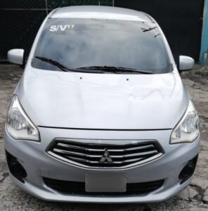 Mitsubishi Mirage 2017 tipo sedan, 4 puertas, full aire acondicionado, 35,000 millas reales, no muy corrido, pantalla táctil, cámara de retroceso, motor 1.2 super económico, 3 cilindros,