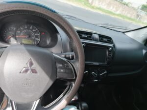 Mitsubishi Mirage 2017 tipo sedan, 4 puertas, full aire acondicionado, 35,000 millas reales, no muy corrido, pantalla táctil, cámara de retroceso, motor 1.2 super económico, 3 cilindros,