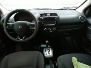 Mitsubishi Mirage 2017 tipo sedan, 4 puertas, full aire acondicionado, 35,000 millas reales, no muy corrido, pantalla táctil, cámara de retroceso, motor 1.2 super económico, 3 cilindros,