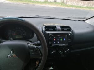 Mitsubishi Mirage 2017 tipo sedan, 4 puertas, full aire acondicionado, 35,000 millas reales, no muy corrido, pantalla táctil, cámara de retroceso, motor 1.2 super económico, 3 cilindros,