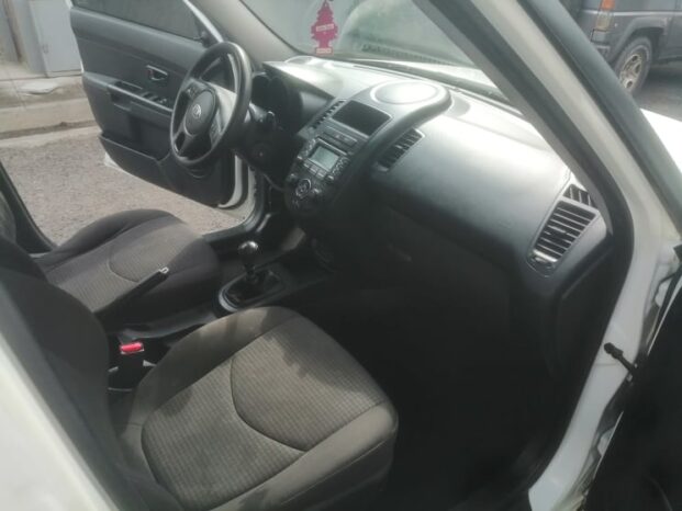 KIA Sportage 2013 full