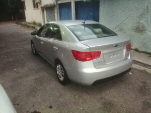 KIA Rio 2012 en El Salvador