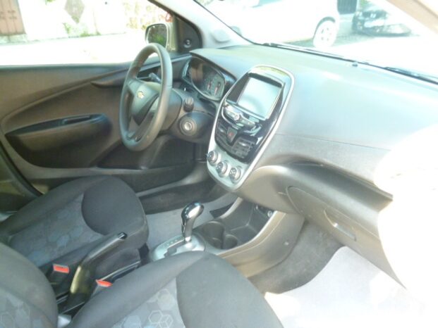 Chevrolet Spark 2017 full