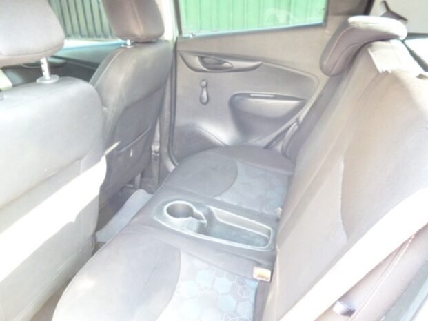 Chevrolet Spark 2017 full