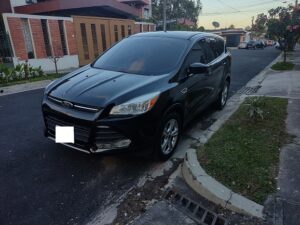Ford Escape 2015 usado en El Salvador