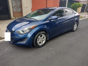 Hyundai Elantra 2015 usado en El Salvador